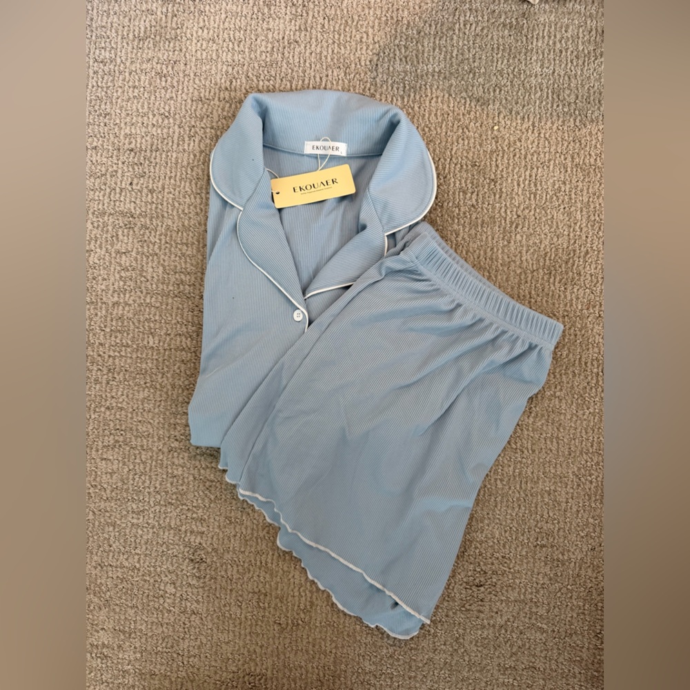 Ekouaer Light Blue Ribbed Pajama Set with White Piping